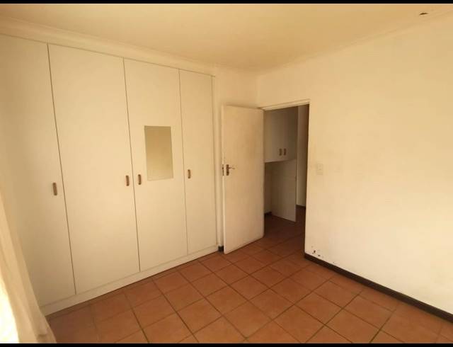 2 BEDROOM APARTMENT FOR SALE IN GEORGE SOUTH